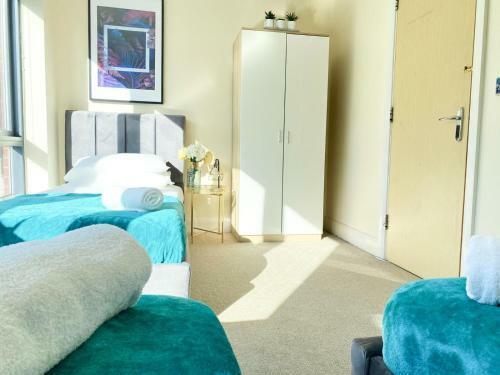 Tudors Esuites House City Centre Netflix