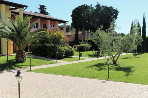 Apartamento Le Corti Del Sole Residence