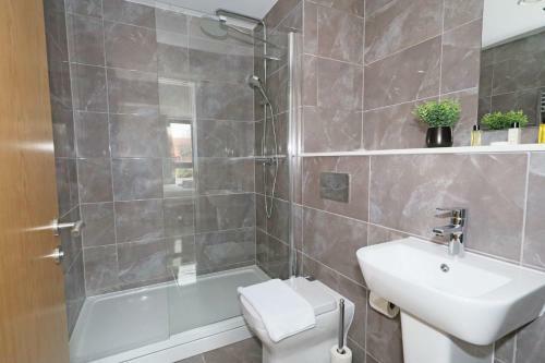 Lovely 2 Bed Apartment In Central Birmingham