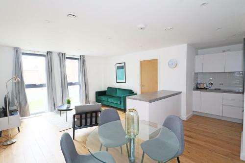 Lovely 2 Bed Apartment In Central Birmingham