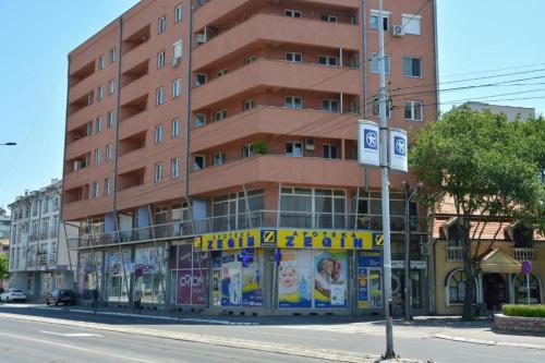 Dado Apartment