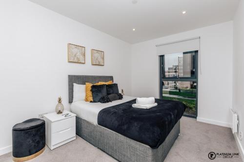 Platinum Link Apartments, Luxury New Build, One Bed, Marble Asthetic