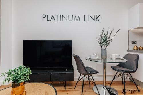 Platinum Link Apartments, Luxury New Build, One Bed, Marble Asthetic