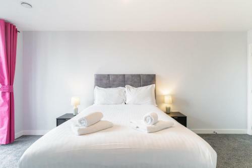 Contemporary 1 Bedroom Apartment In Central Birmingham