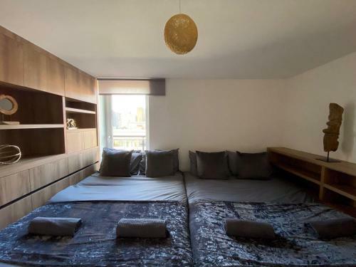 Apartamento 2 Bedroom Penthouse City View