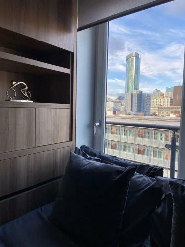 Apartamento 2 Bedroom Penthouse City View