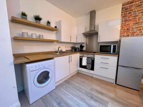 Apartamento Huge Duplex ~ City Centre ~ Large Groups Welcome!