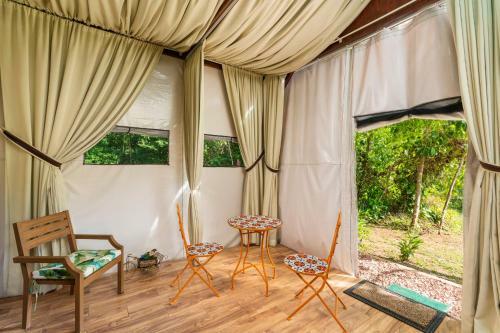 Drake Bay River View - Glamping Eco Lodge