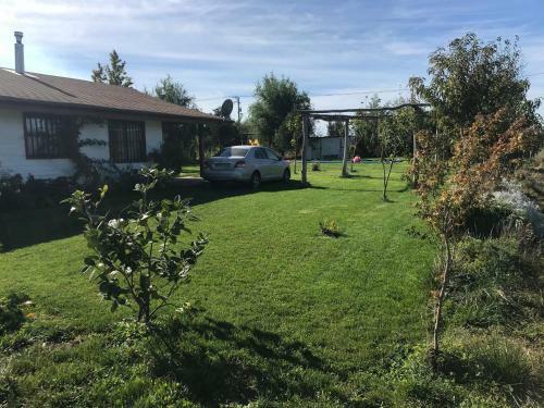 Casa De Campo Con Piscina Privada, Jardines Y Juegos