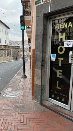 Hostal Hotel Viena Internacional