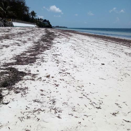3 Bedroom Beach Front Apartment By Vee Homes Kenya