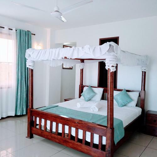 3 Bedroom Beach Front Apartment By Vee Homes Kenya