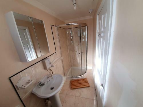 Sherwood Studio Annexe 1 Bedroom Entire Property