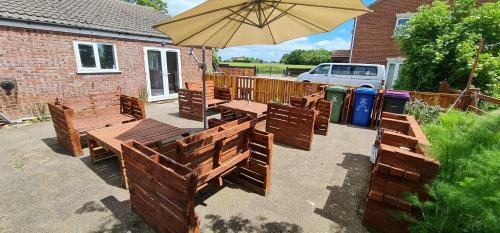 Sherwood Studio Annexe 1 Bedroom Entire Property