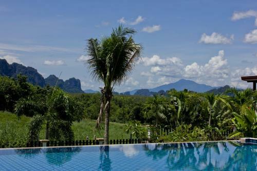 Hotel Leelawadee Garden Resort