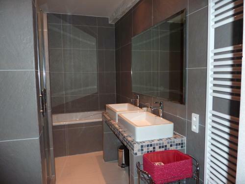 Bed & Breakfast Chambres D'h�tes La Treille
