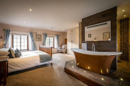 Luxury 1 Bed Villa - Great Location - Peaceful