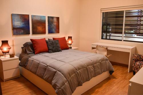 Modern&private, Best Sunset Views 3 Storey House ?