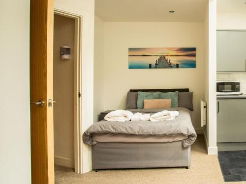 Appealing Studio In Bradford Near Forster Square Retail Park
