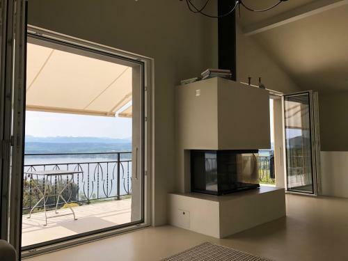 Villa Traumhaftes Ferienhaus Mit See- Und Alpenblick