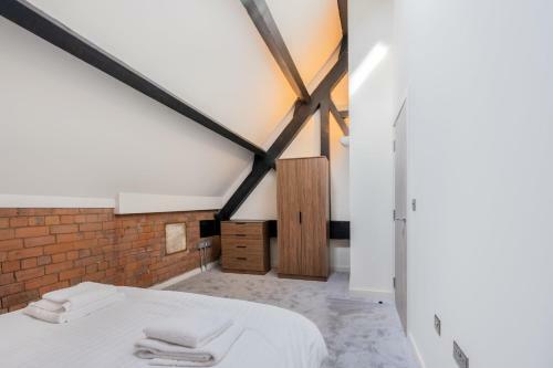 Fantastic 2 Bed Apartment In An Award Winning Development