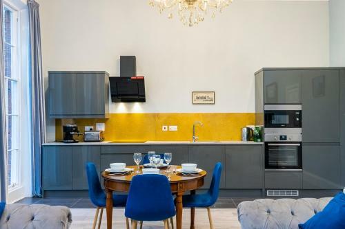 Corporate & Contractor Short Stay Accommodation By King Square Apartments