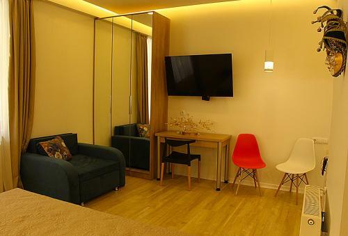 A Class Apartments In Old Tbilisi Shardeni