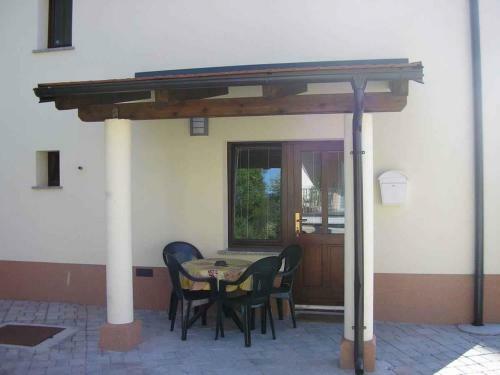 Apartment In Postojna 40258