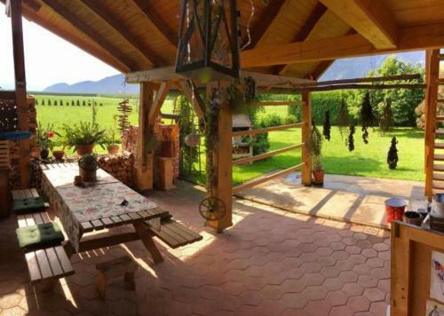 Entire Loft Close To Beautiful Logar Valley