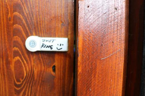 Frenk Cottage 5 Km From The Airport