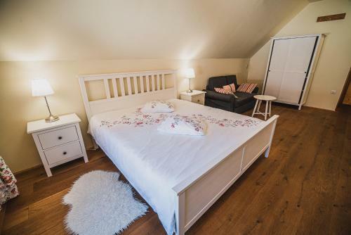 Hostal Farm Stay ?urej