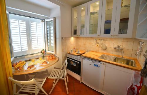 Apart Seaview Piran