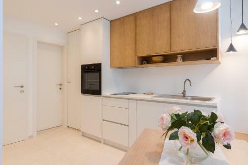Studio Apartment Tetida By Locap Group