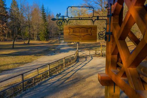 Ran? Mackadam Ranch Mackadam