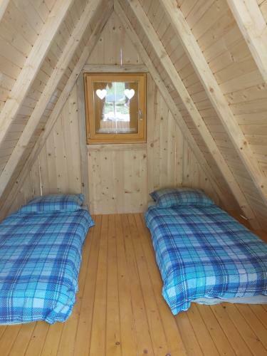 Glamping Hi?ke Petrin