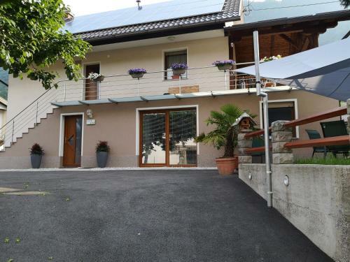 Three Bedroom Apartment With Terrace Ole