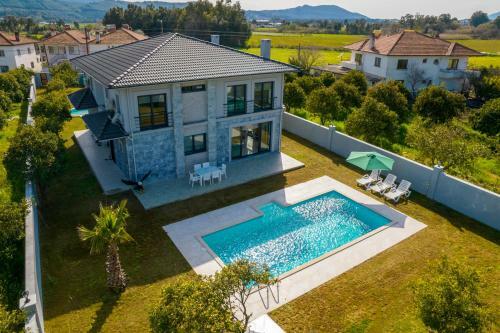 Yamac Villa Atakoy Daily Weekly Rentals