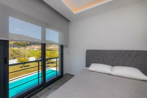 Yamac Villa Atakoy Daily Weekly Rentals