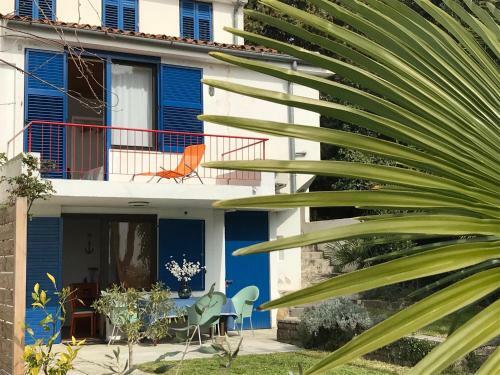 Modern & Comfy Sea View House Ng