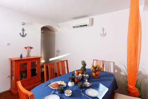 Modern & Comfy Sea View House Ng
