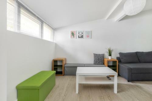 Albert Suites By Sasco Apartments