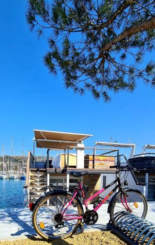 Floating Sea House Miraboat