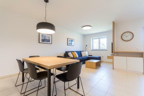 Premium Sea Side Marina Apartment By Locap Group