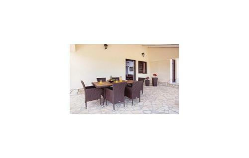 Holiday Home Pristav V