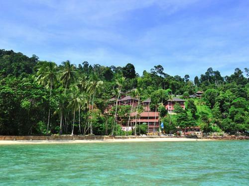 Hotel Koh Ngai Cliff Beach Resort