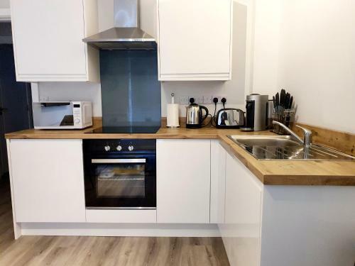 Apartamento Stunning 2 Bed, Close To The Beach With Parking