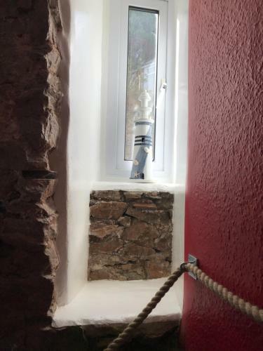 Mariners Cottage With Free Parking, Sea Views & Disney Plus