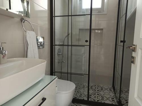 Wonderful Villa With Private Pool And Mountain View In Oludeniz
