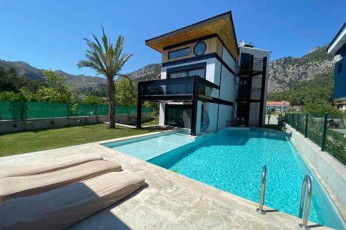 Villa Siradi?i B?r Es?nt?