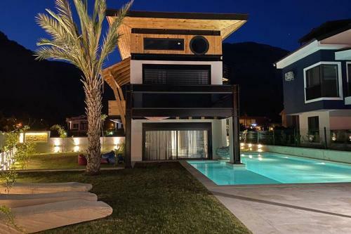 Villa Siradi?i B?r Es?nt?